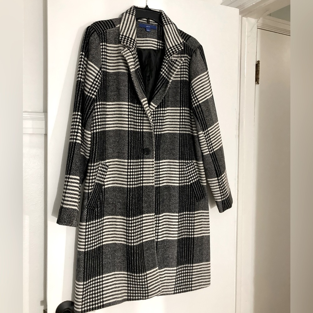 APT.9 Black and White Dress Coat